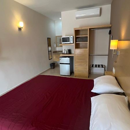 Nova Hotel Cadereyta Jiménez エクステリア 写真