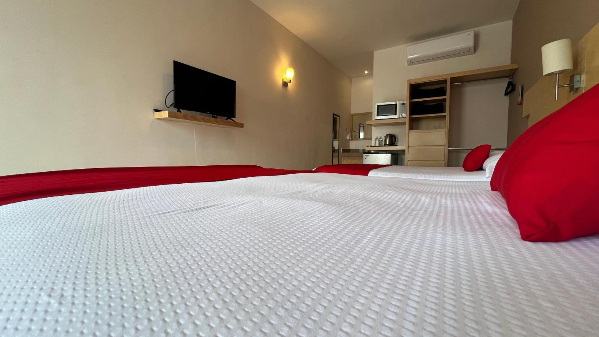 Nova Hotel Cadereyta Jiménez エクステリア 写真