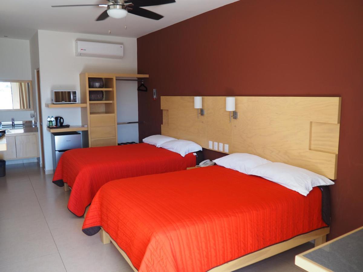 Nova Hotel Cadereyta Jiménez エクステリア 写真